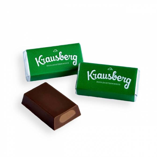 Chocolates con leche personalizados con praliné de nueces