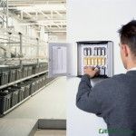 Armario 18 Llaveros KEY Cerradura Cilíndrica