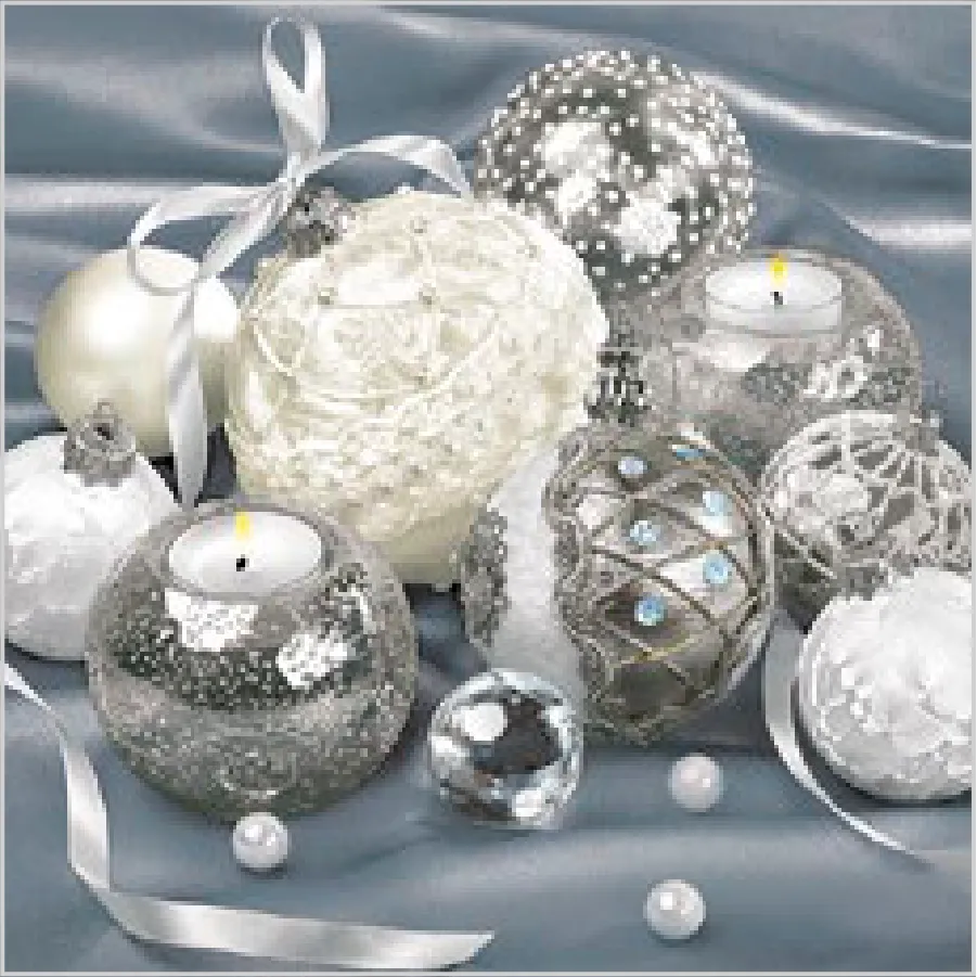 Bolas Navideñas Glamurosas sobre Satén Gris · SL_GW_023601