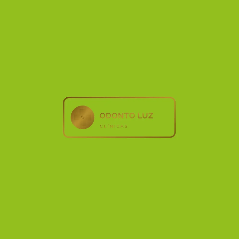 Logo en oro · 2076